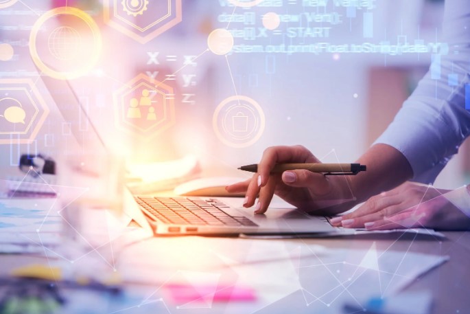 Онлайн vs офлайн-курси для дітей: плюси і мінуси у 2026 році